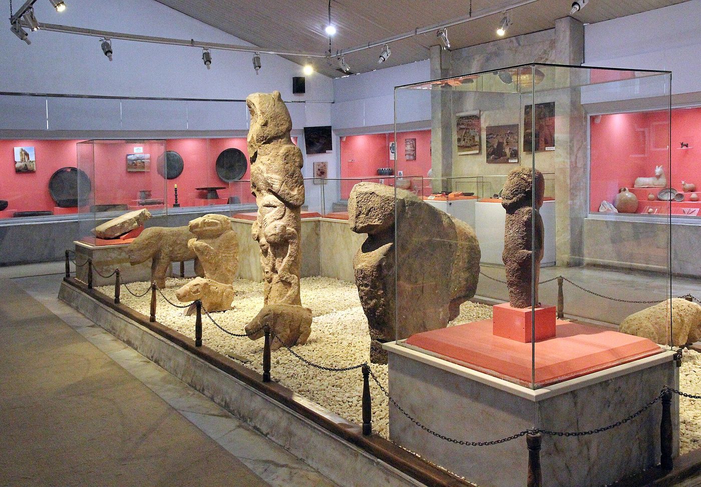 Stelae and sculptures from Göbekli Tepe in the Şanlıurfa Archaeology Museum